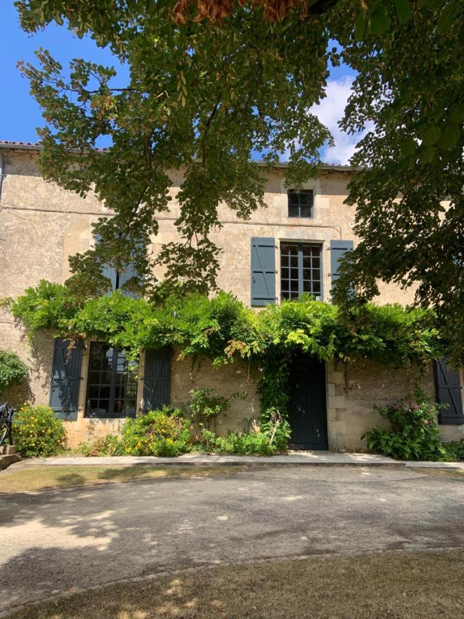Bed and Breakfast Le Petit Manoir Brux Esterno foto